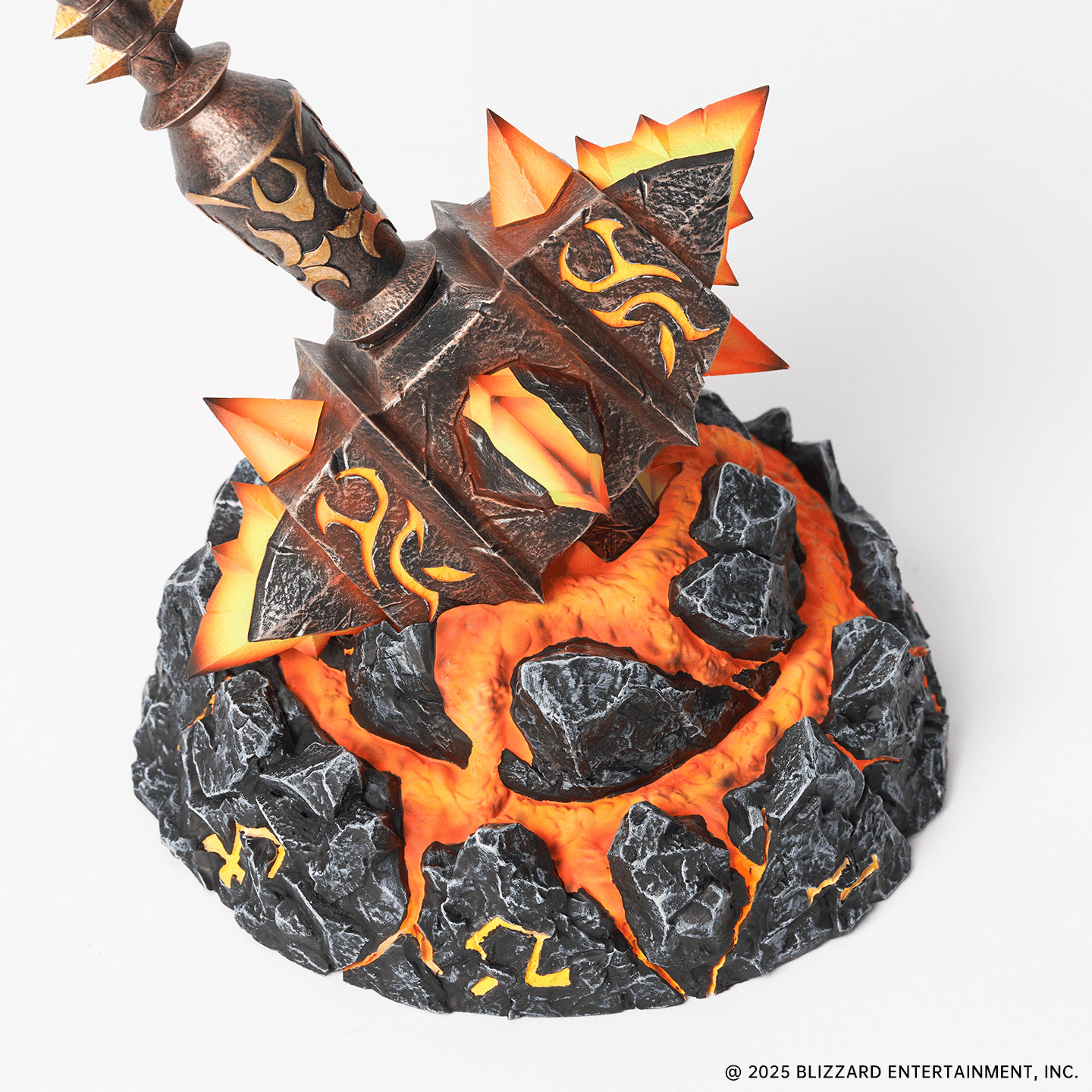 World of Warcraft® Sulfuras, Hand of Ragnaros Collector's Edition Replica