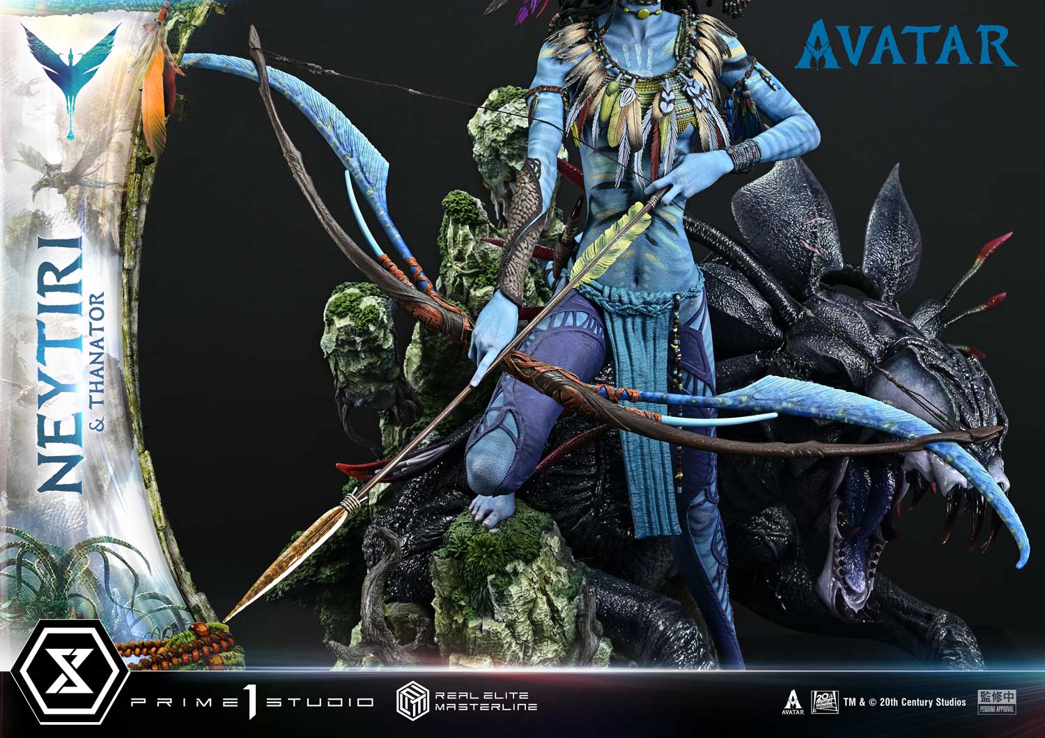 Real Elite Masterline Avatar (Film) Neytiri &amp; Thanator Avatar Legacy Collection