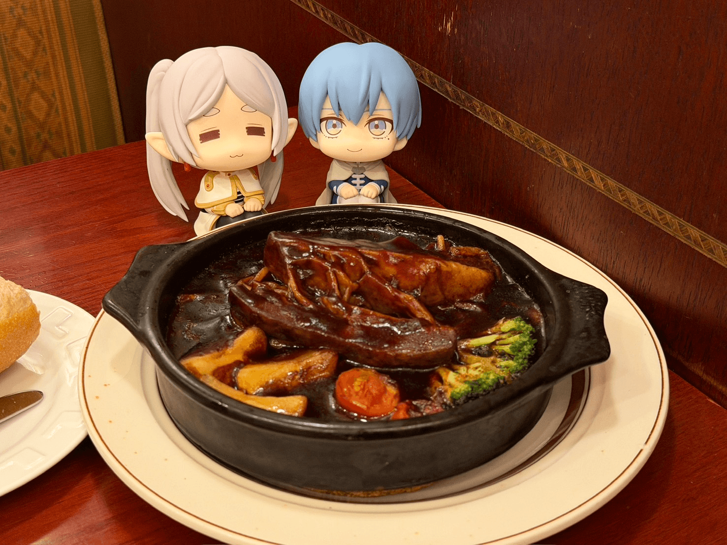 Lookup Frieren： Beyond Journey's End Frieren Droopy Face Ver. &amp; Himmel set【with gift】