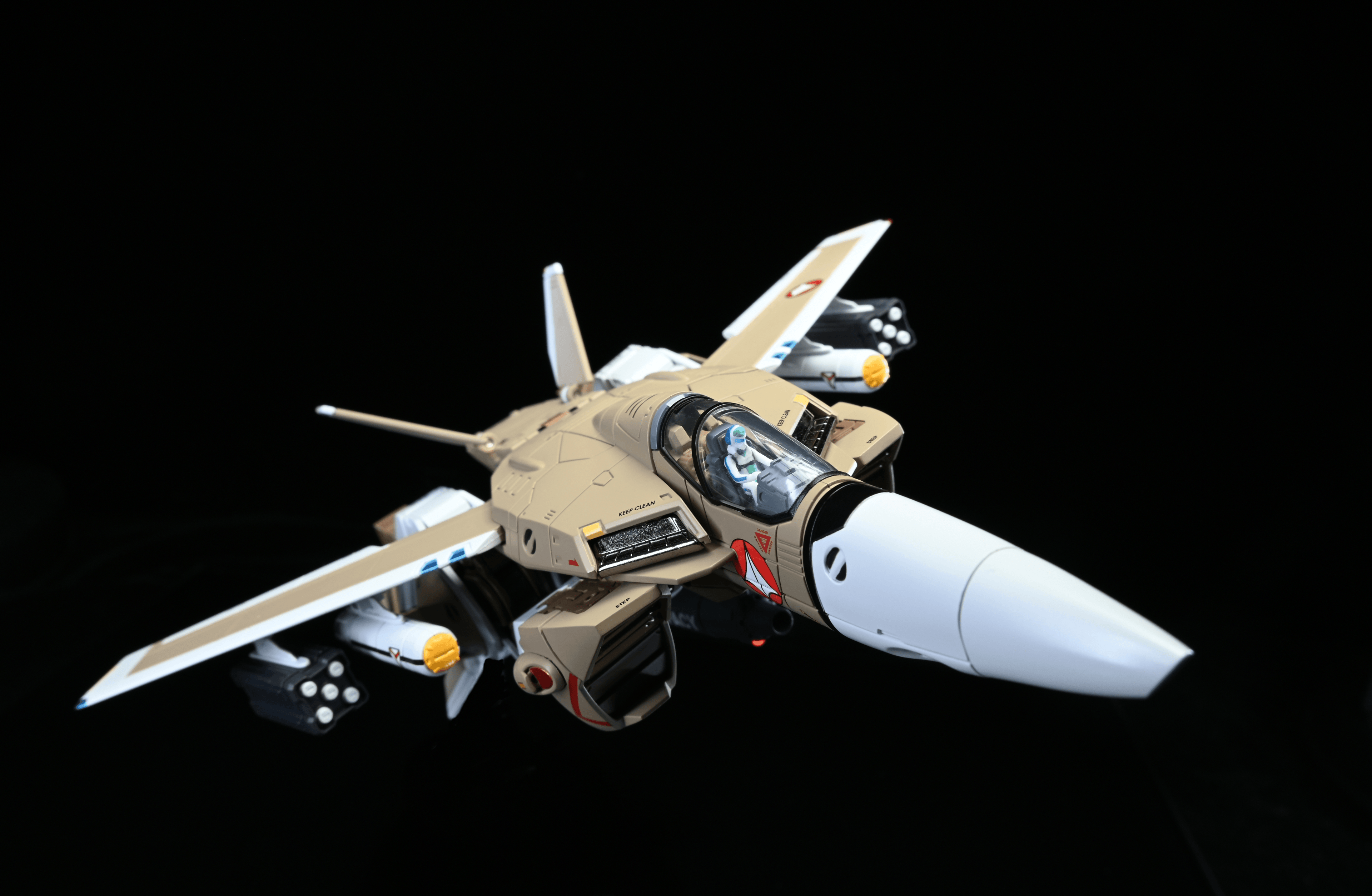 [Hen Dou Ryoku] Veritech VF-1A Transformable Action Figure