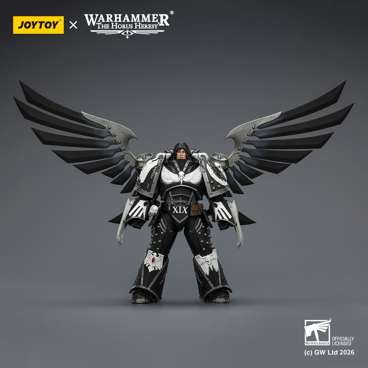 Raven Guard Corvus Corax, Primarch of the XIX Legion with artificer-crafted lightning talons, archaeotech pistols, and whip