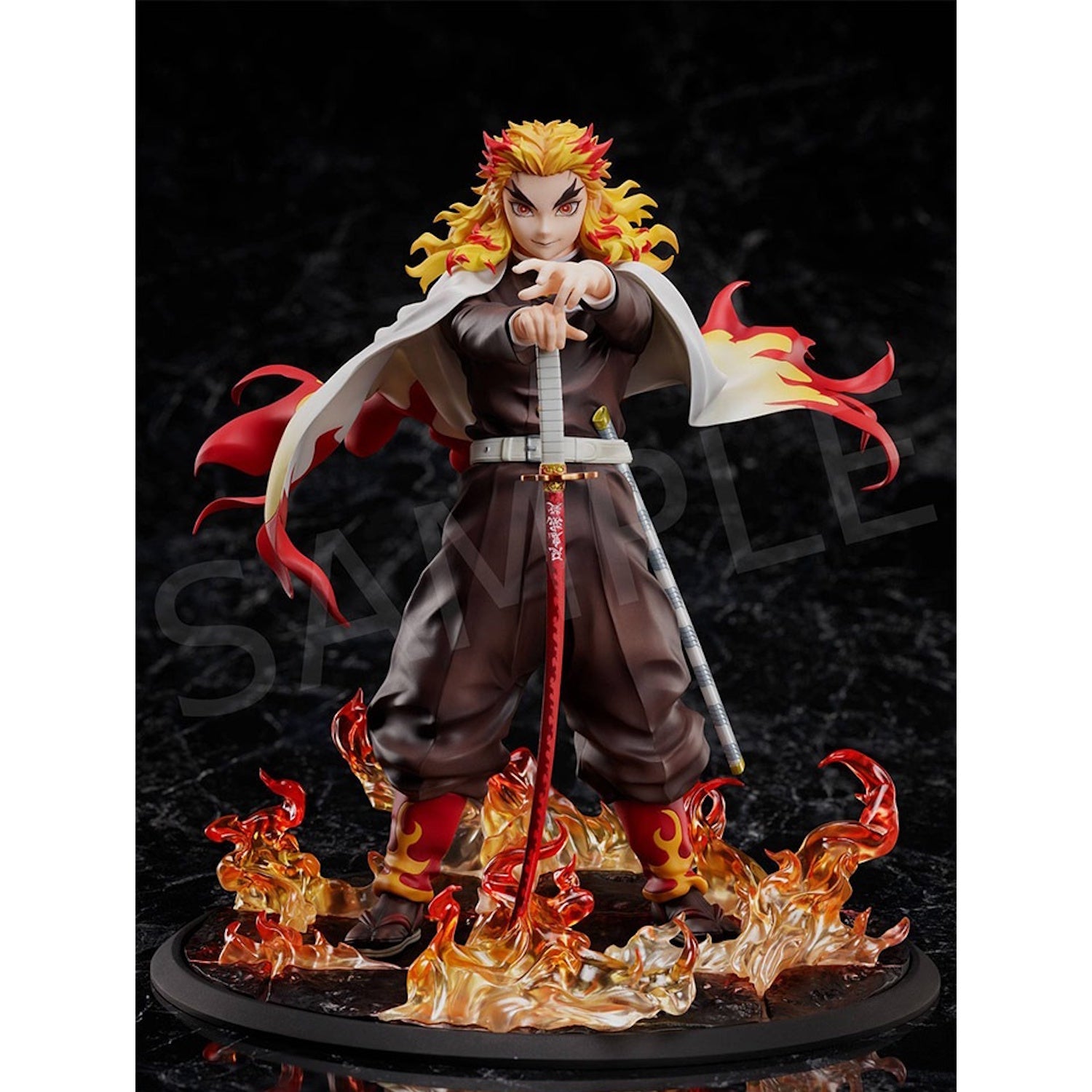Demon Slayer: Kimetsu no Yaiba - Kyojuro Rengoku 1/8 Scale Figure