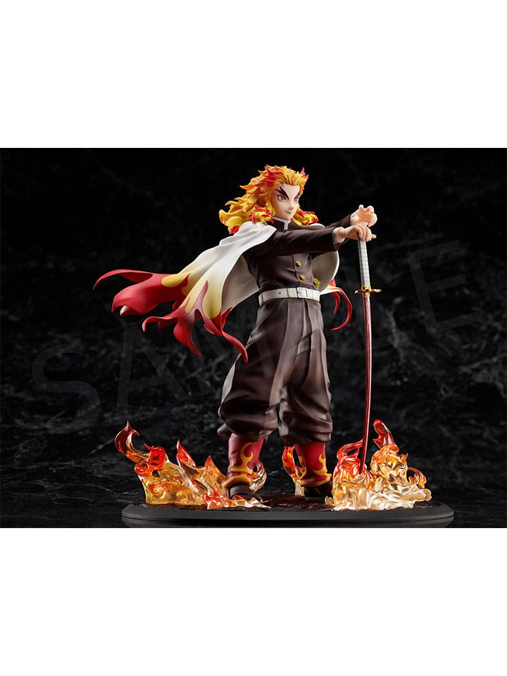 Demon Slayer: Kimetsu no Yaiba - Kyojuro Rengoku 1/8 Scale Figure