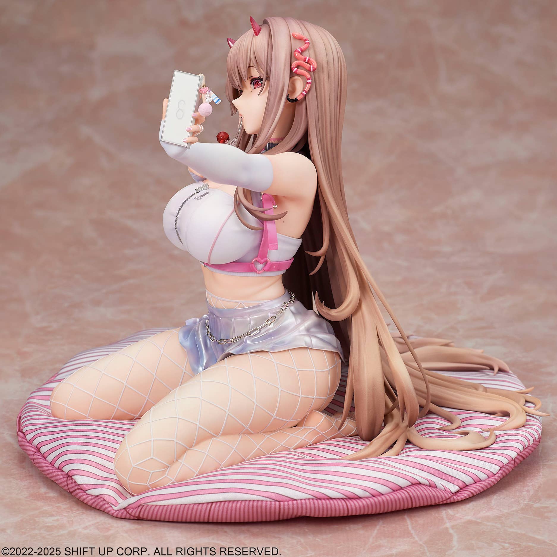 GODDESS OF VICTORY: NIKKE Viper 1/4 Complete Figure