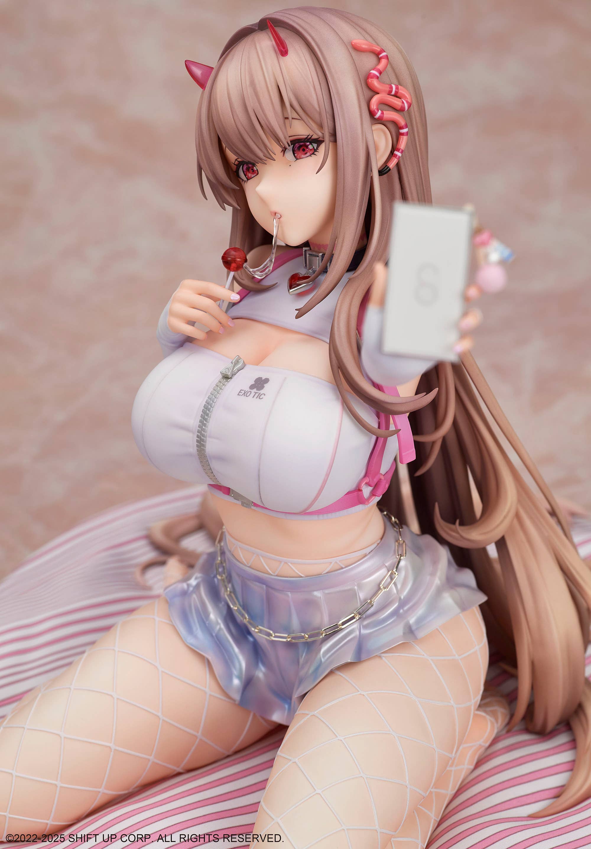 GODDESS OF VICTORY: NIKKE Viper 1/4 Complete Figure