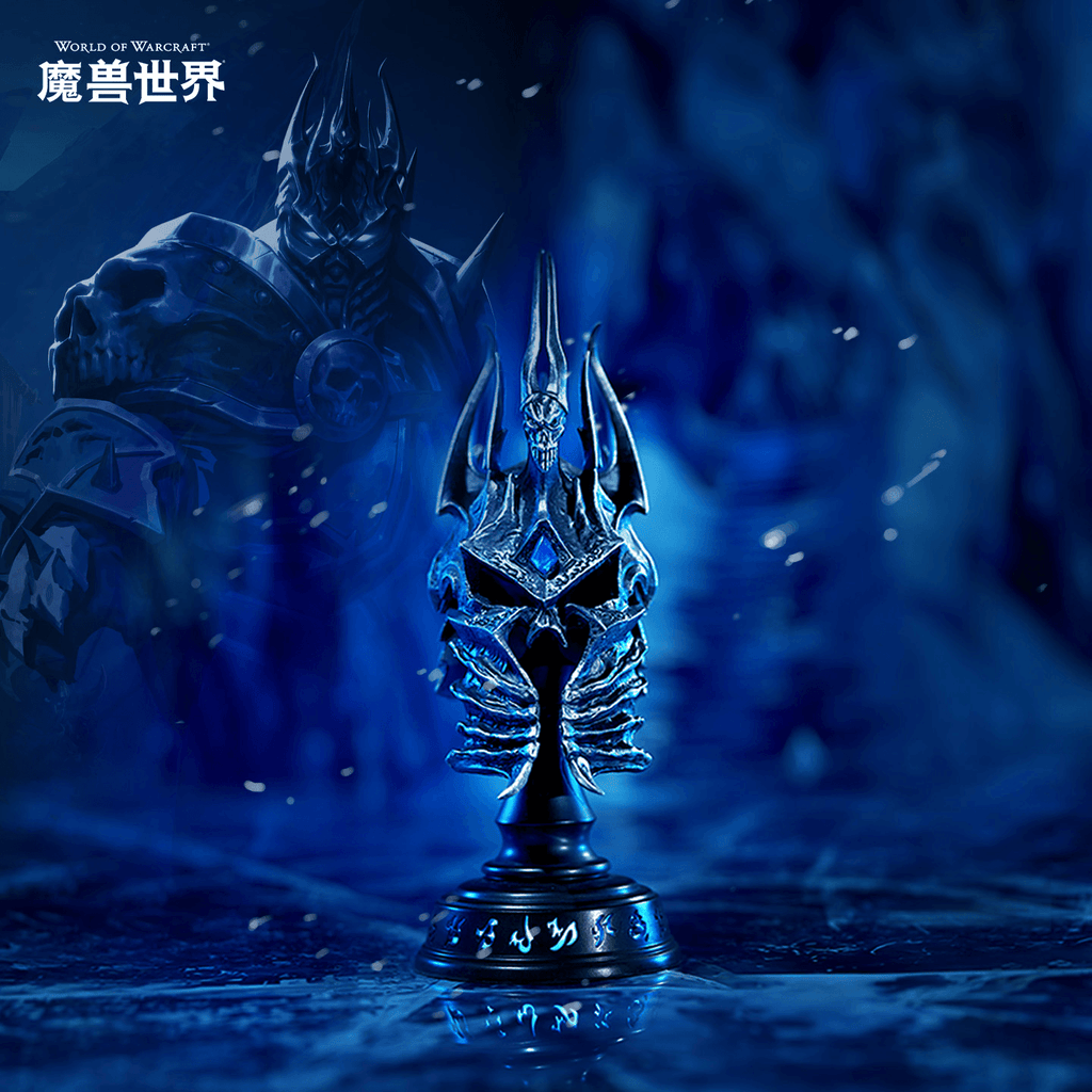 World of Warcraft® Helm of Domination Collector’s Edition Replica