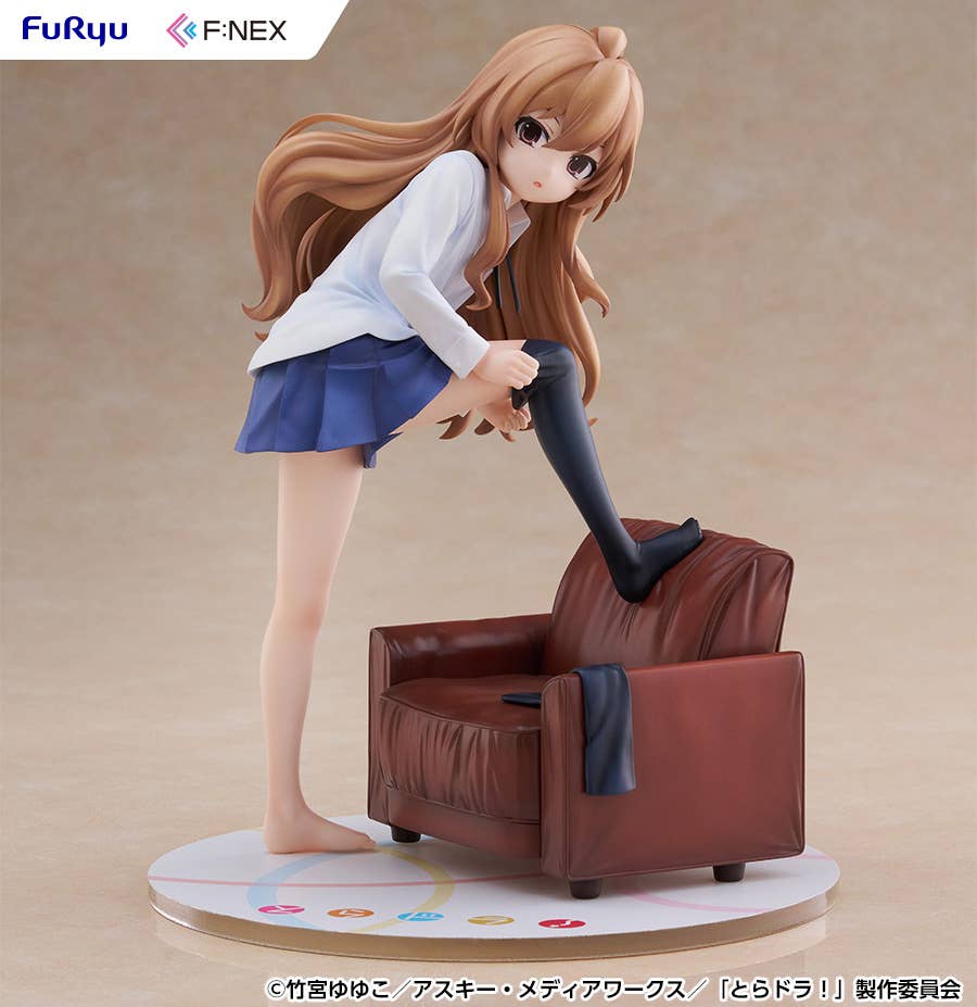 Taiga Aisaka 1/7 Scale Figure