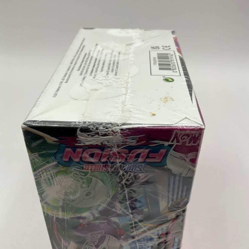 Pokemon: Sword & Shield Fusion Strike Booster Box #2 *See Pictures*