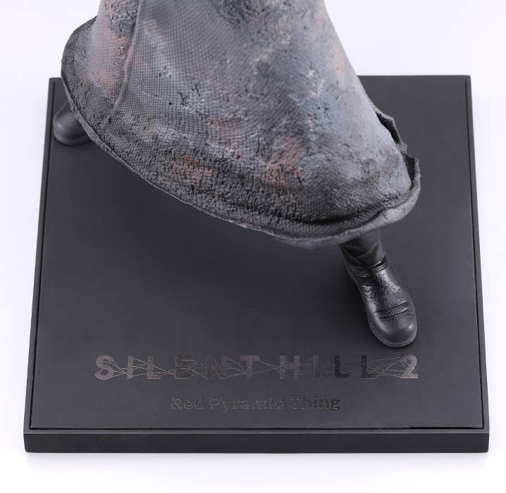 Red Pyramid Thing OSHI WORKS