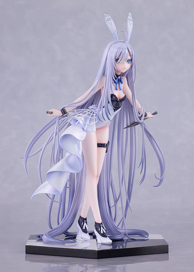 Playing Death Games to Put Food on the Table Light Novel: Yuki Bunny Dress ver.