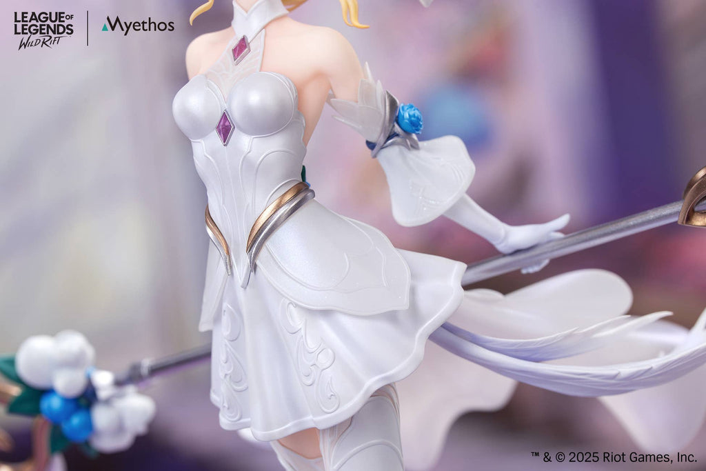 Gift+ 1/8 Crystal Rose Lux