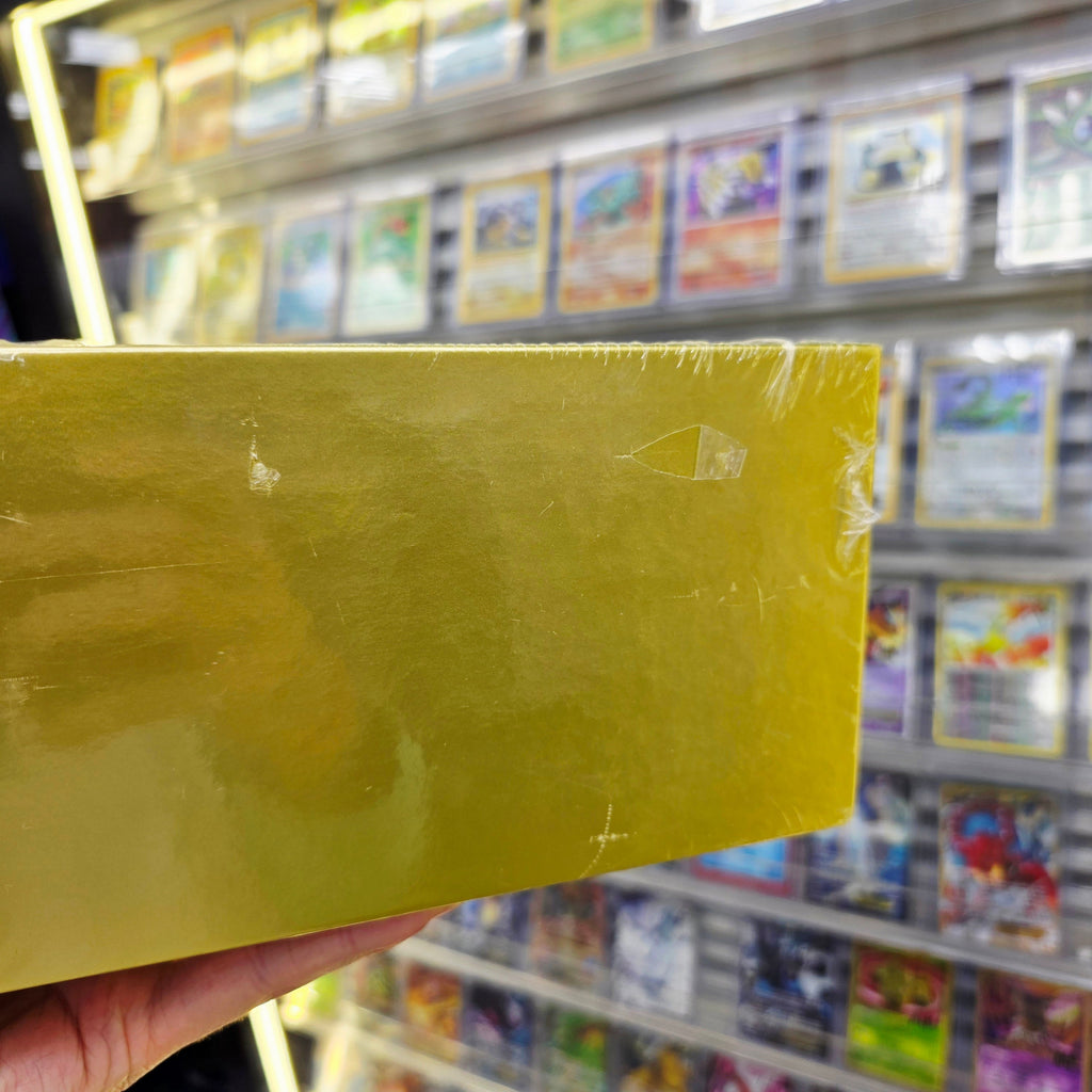 (READ DESCRIPTION) Pokémon 25th Anniversary Golden Box Pikachu Japanese Pokemon Center Exclusive