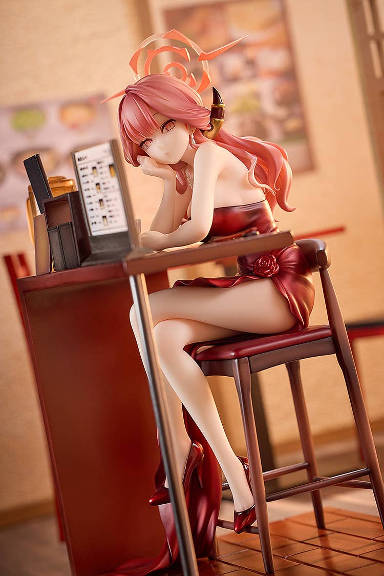 Aru (Dress): Memorial Lobby Ver.