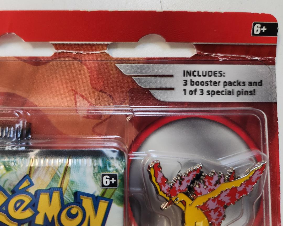 Pokemon - Legendary Birds - 3-Pack Blister with Pin - Moltres