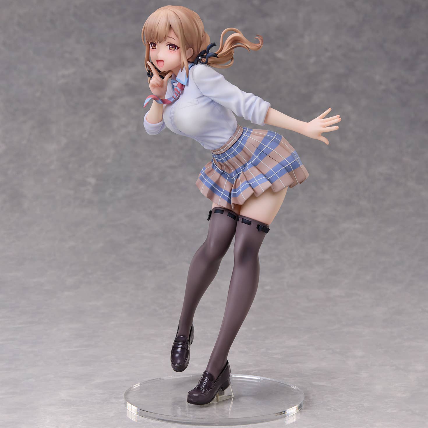 “Love Can't Be Divided Between Twins” Naori Jinguji 1/6 Scale Pre-Painted Figure