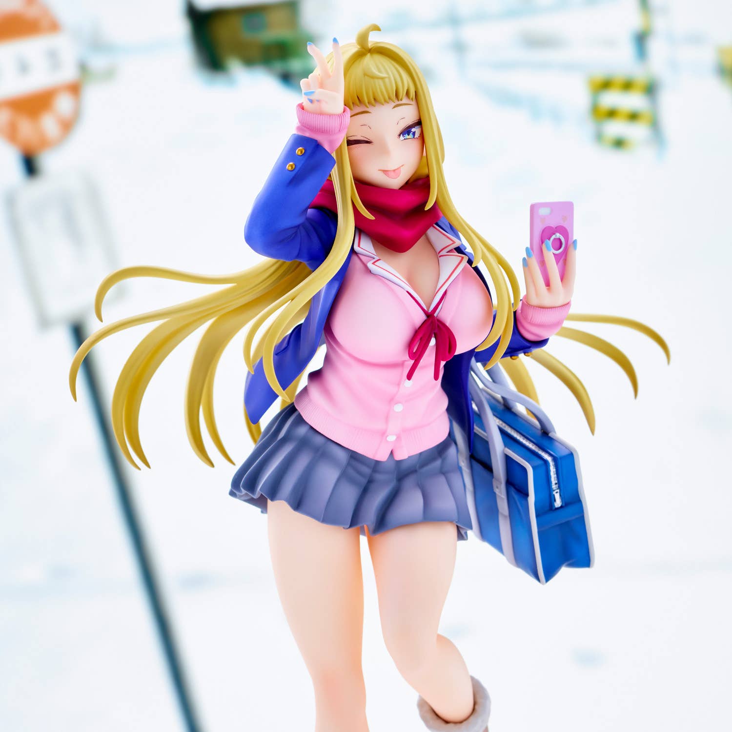 Dosanko Gal is Mega Cute – Minami Fuyuki 1/6 Scale Pre-Painted Figure