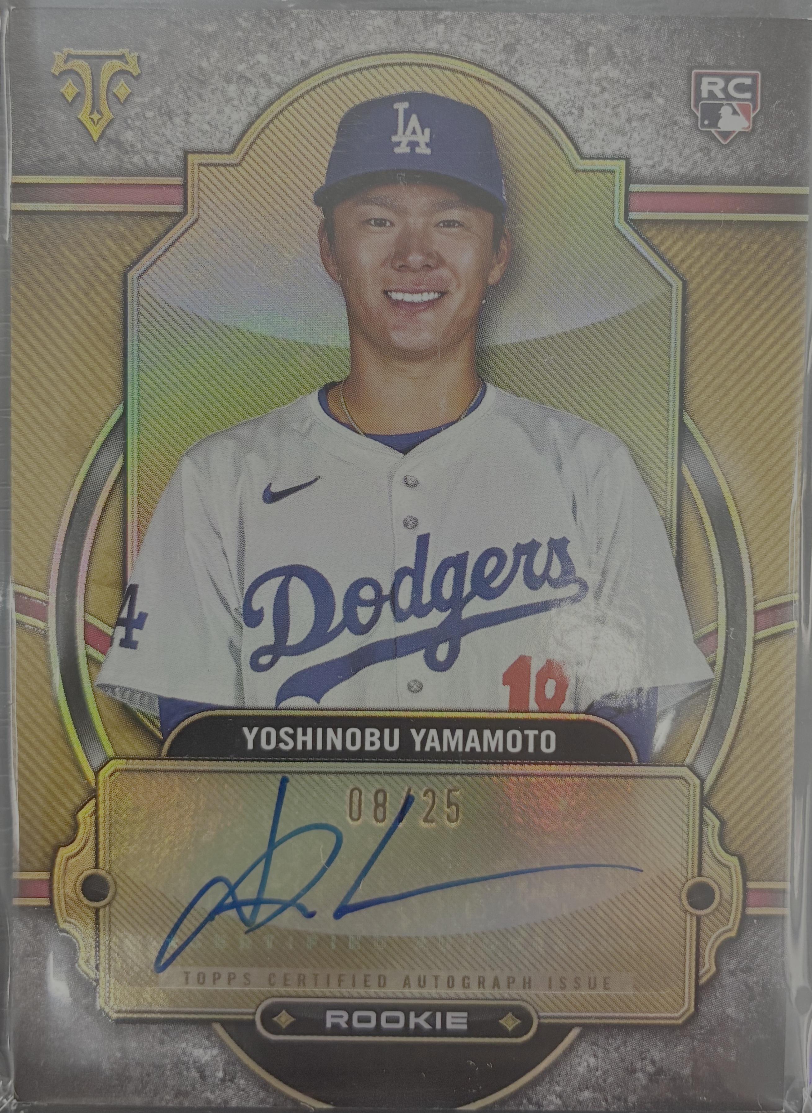 2024 Topps Triple Threads Baseball - Yoshinobu Yamamoto Rookie Autograph 08/25